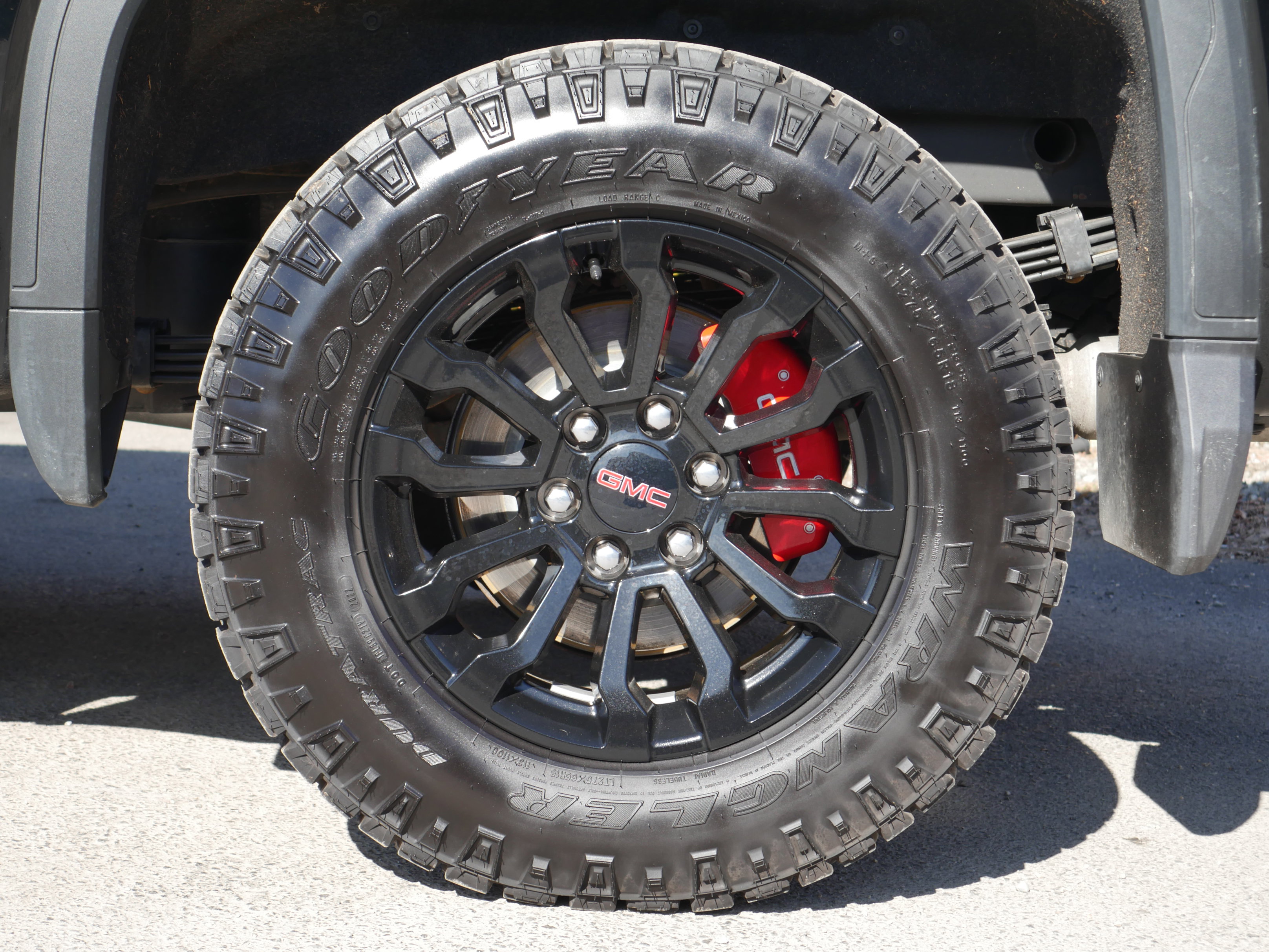 Used 2022 GMC Sierra 1500 AT4X image 21