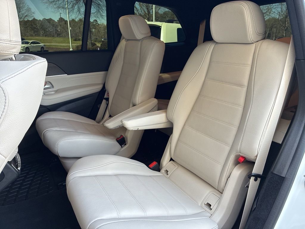 Used 2026 Mercedes-Benz GLS 580 GLS 580 4MATIC/HEAD-UP/NIGHT P image 13