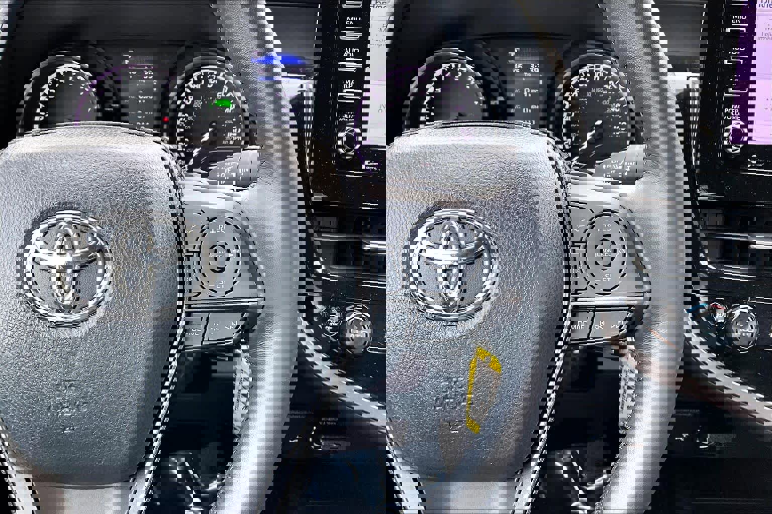 Certified 2024 Toyota Camry SE image 24