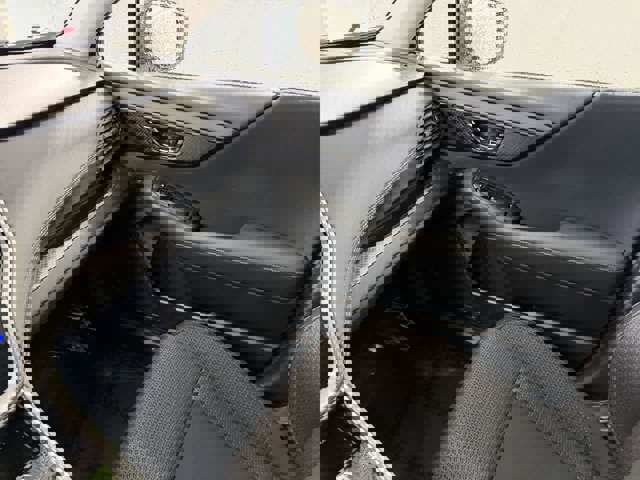 Used 2024 Subaru Outback Premium image 23