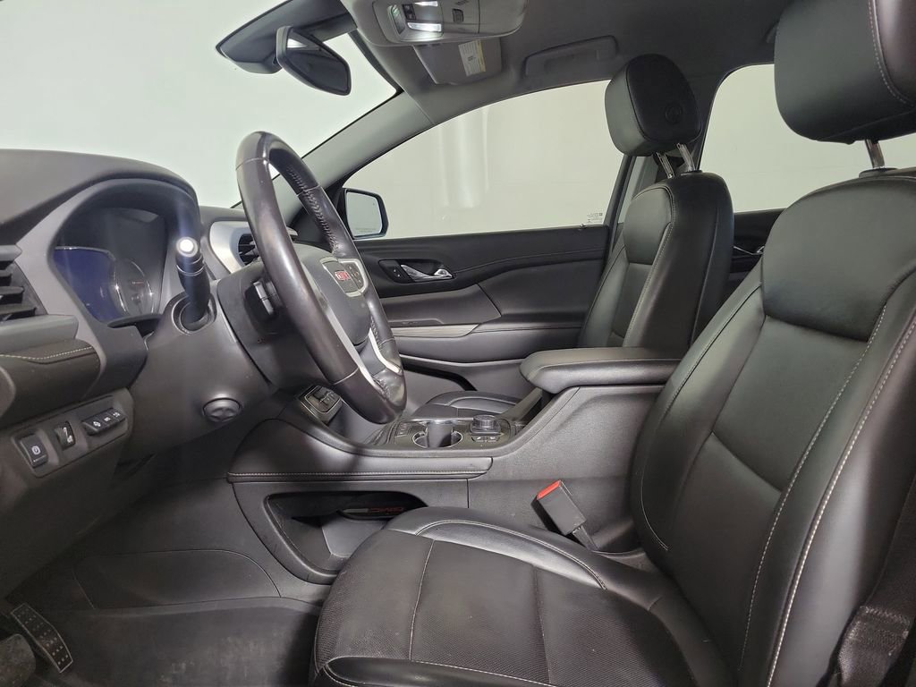 Used 2021 GMC Acadia SLT w/ Technology Package AWD/4WD image 12