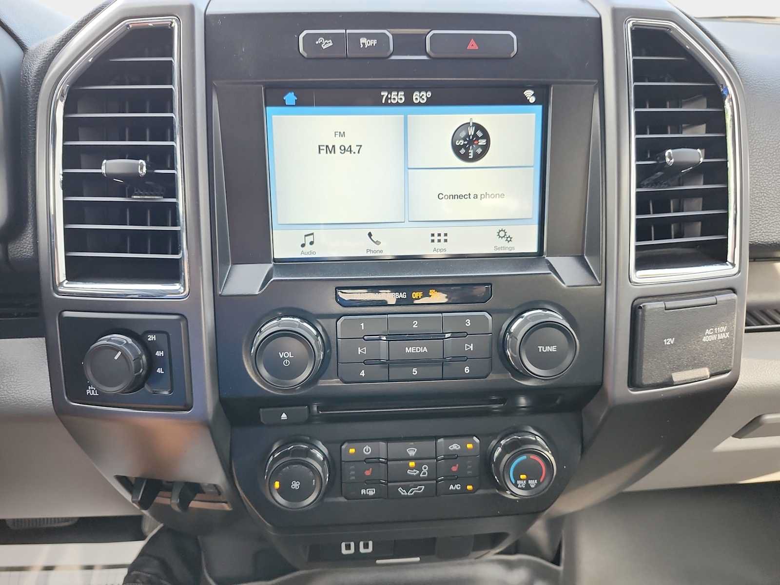Used 2016 Ford F150 XLT w/ Equipment Group 302A Luxury AWD/4WD image 13