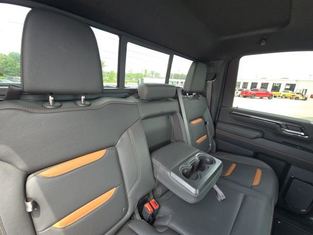 Used 2025 GMC Sierra 2500 AT4 AWD/4WD image 17