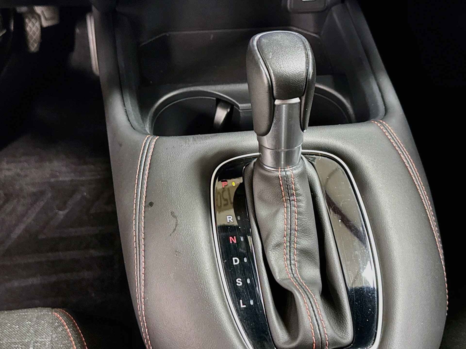 Used 2024 Honda HR-V Sport image 16