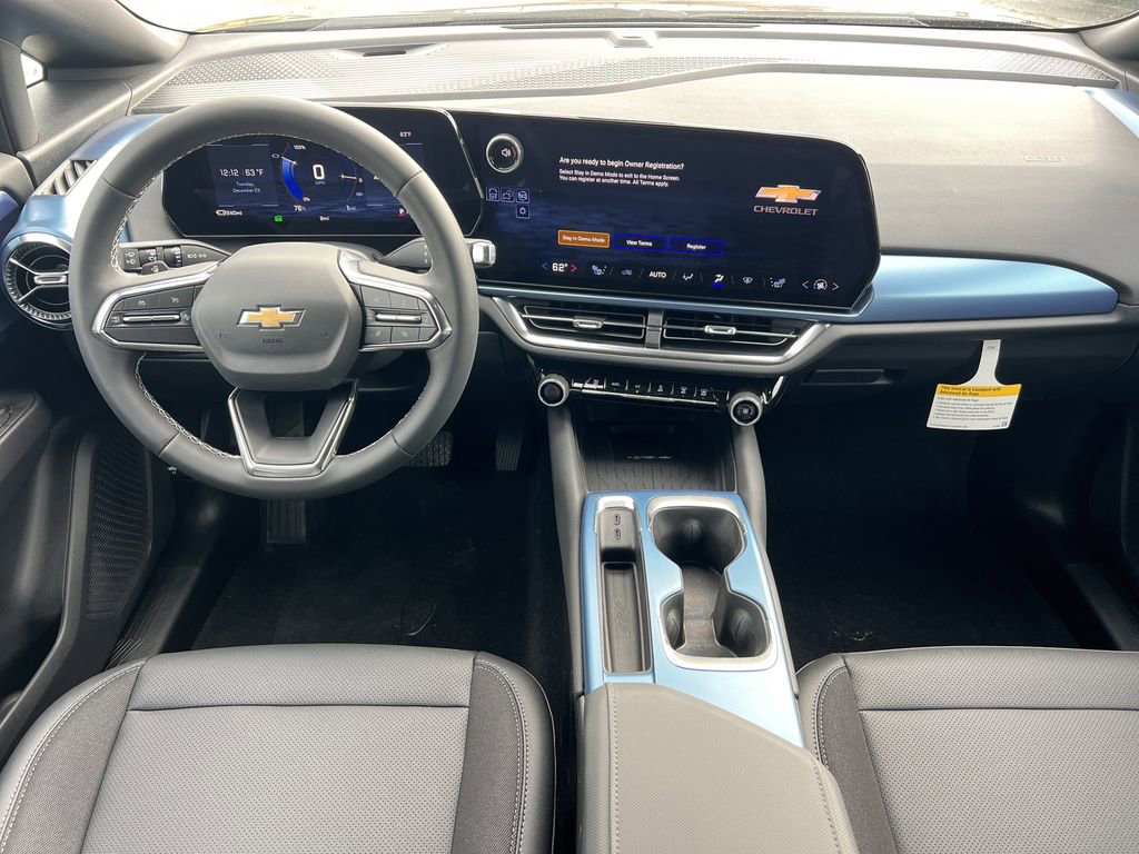 New 2026 Chevrolet Equinox EV LT image 2