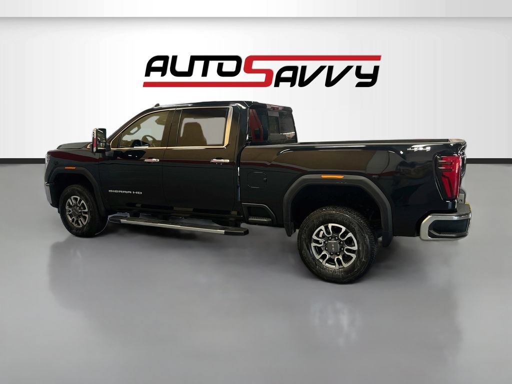 Used 2024 GMC Sierra 2500 SLT w/ SLT Premium Package AWD/4WD image 4