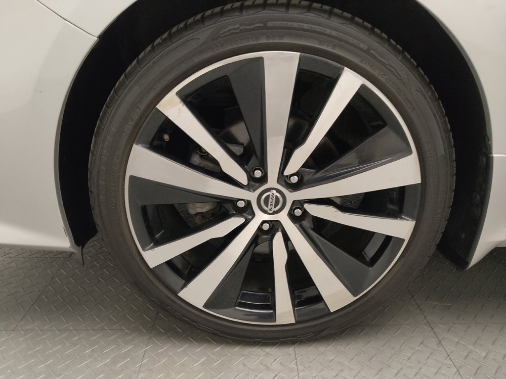 Used 2020 Nissan Altima 2.5 SR w/ Premium Package image 31