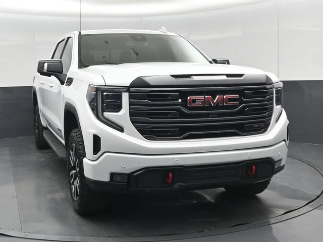 Used 2025 GMC Sierra 1500 AT4 w/ AT4 Premium Package AWD/4WD image 36