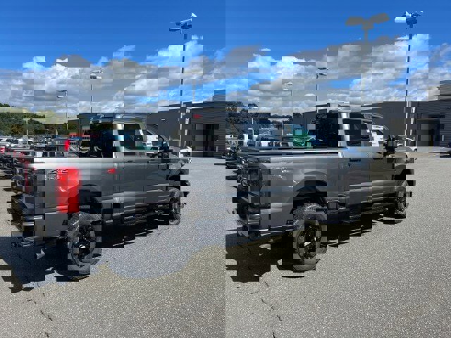 New 2026 Ford F250 XL image 5