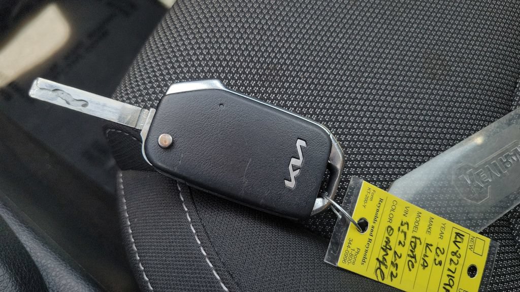 Used 2023 Kia Forte LXS FWD image 25