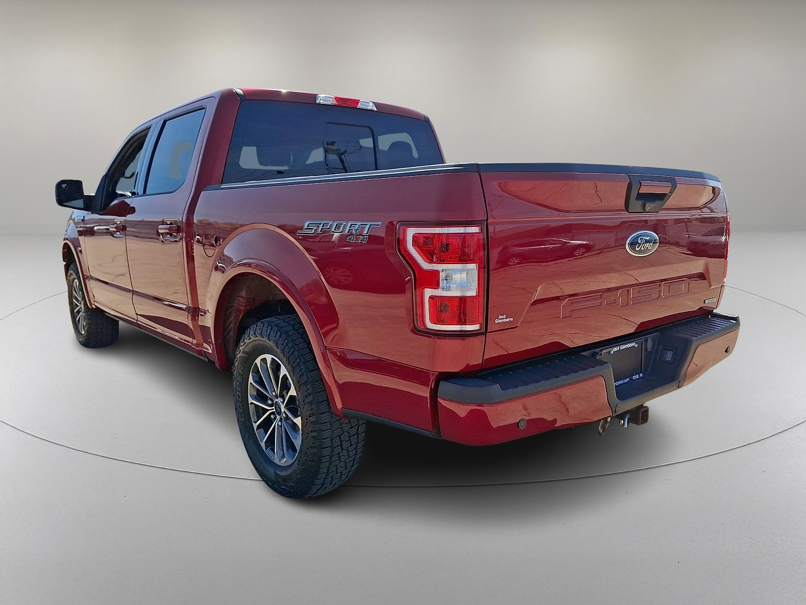Used 2018 Ford F150 XLT w/ Equipment Group 302A Luxury AWD/4WD image 7