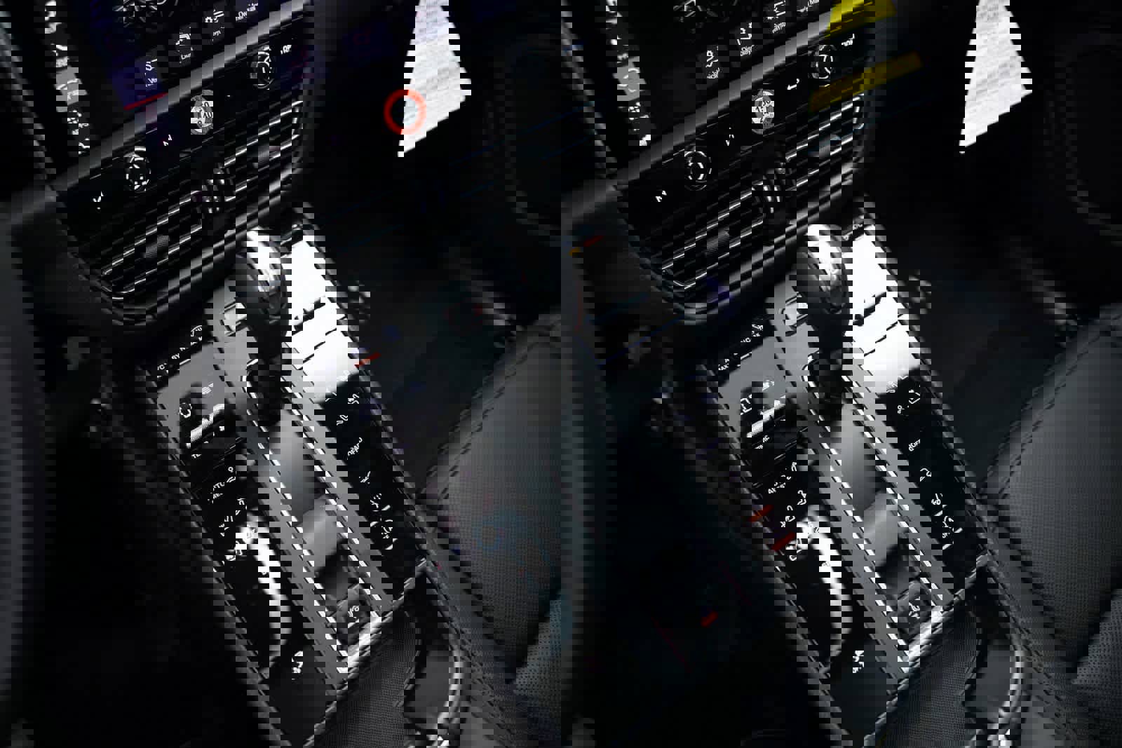 Certified 2025 Porsche Macan image 16