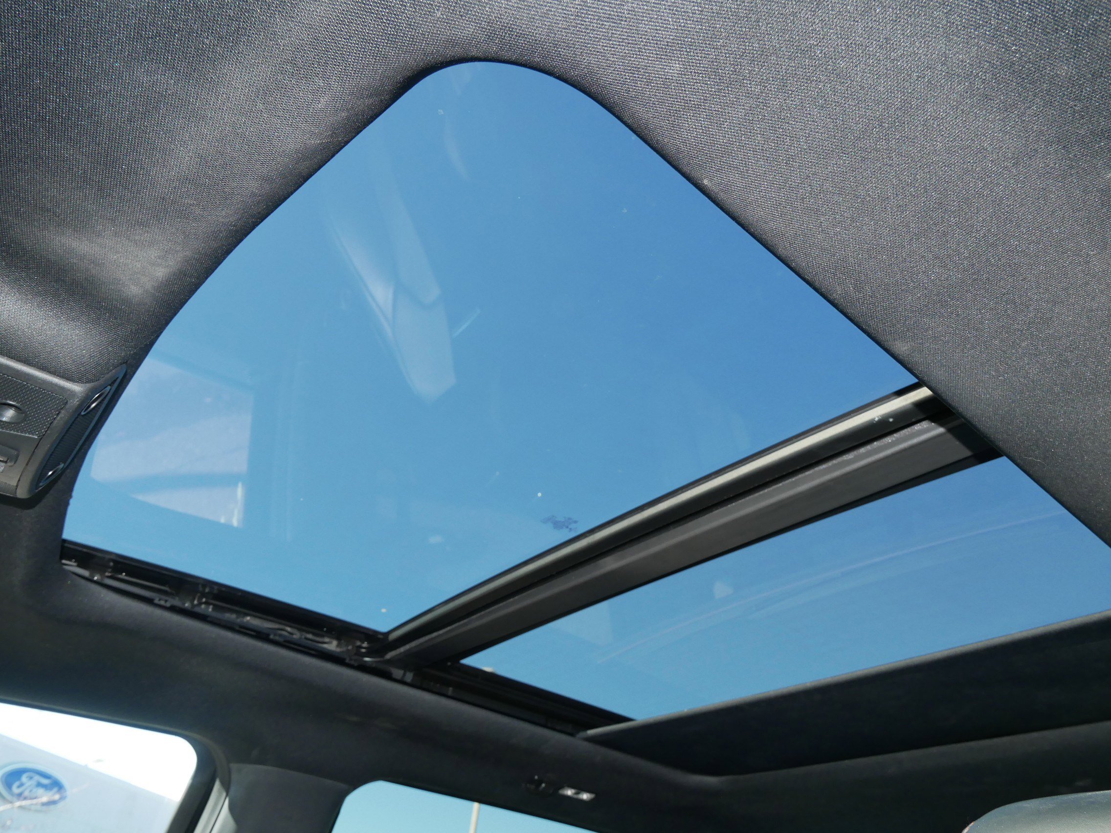 Used 2021 Ford F350 Platinum w/ Tremor Off-Road Package image 35