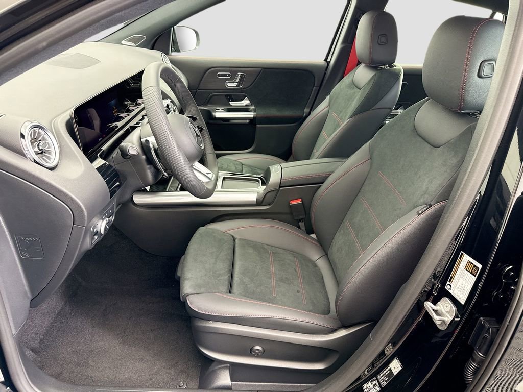 New 2026 Mercedes-Benz GLA 35 AMG 4MATIC image 18