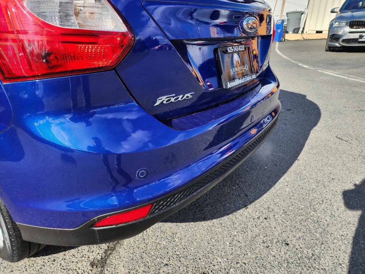 Used 2012 Ford Focus Titanium image 36