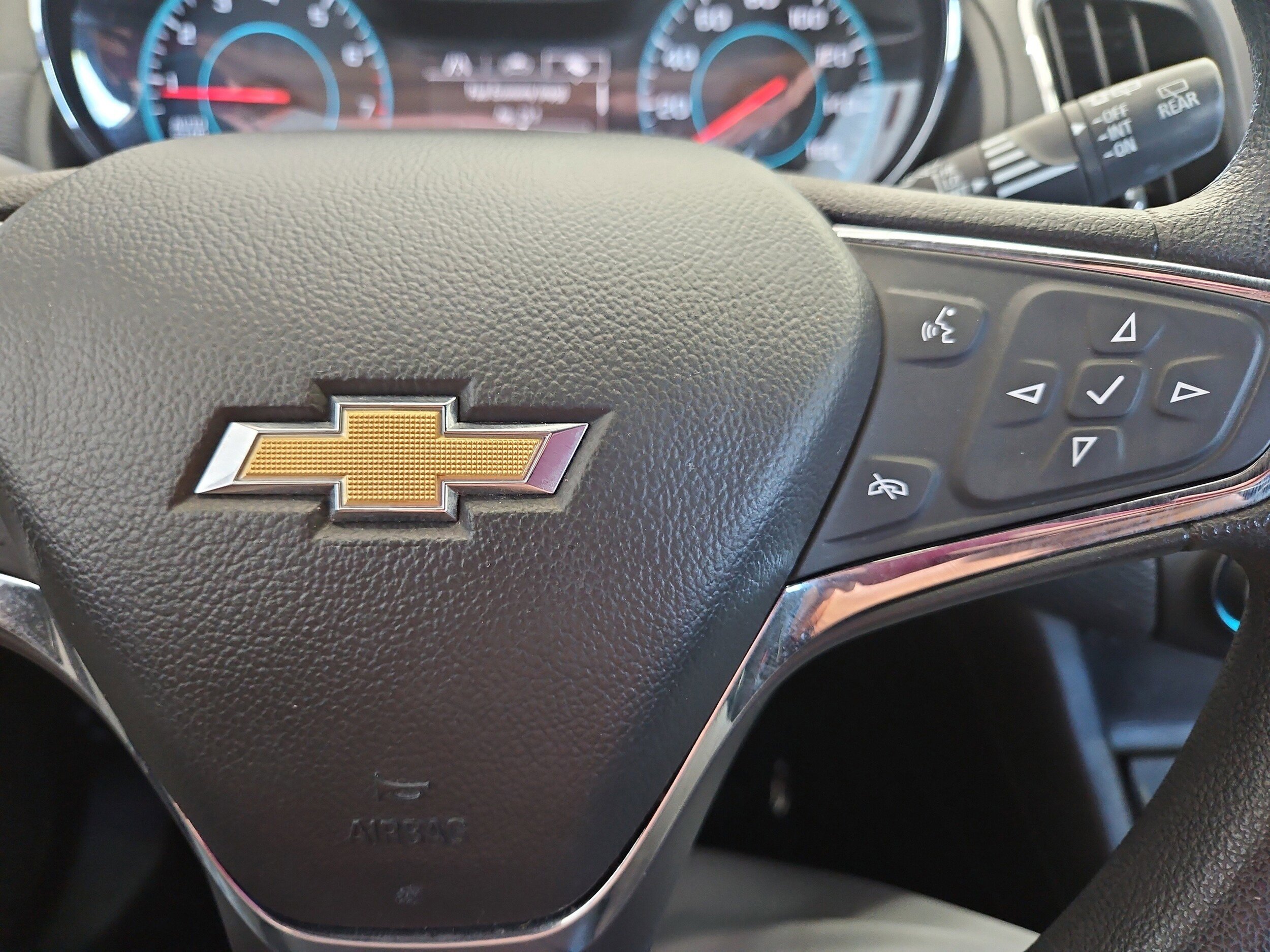 Used 2017 Chevrolet Cruze LT w/ Convenience Package FWD image 16