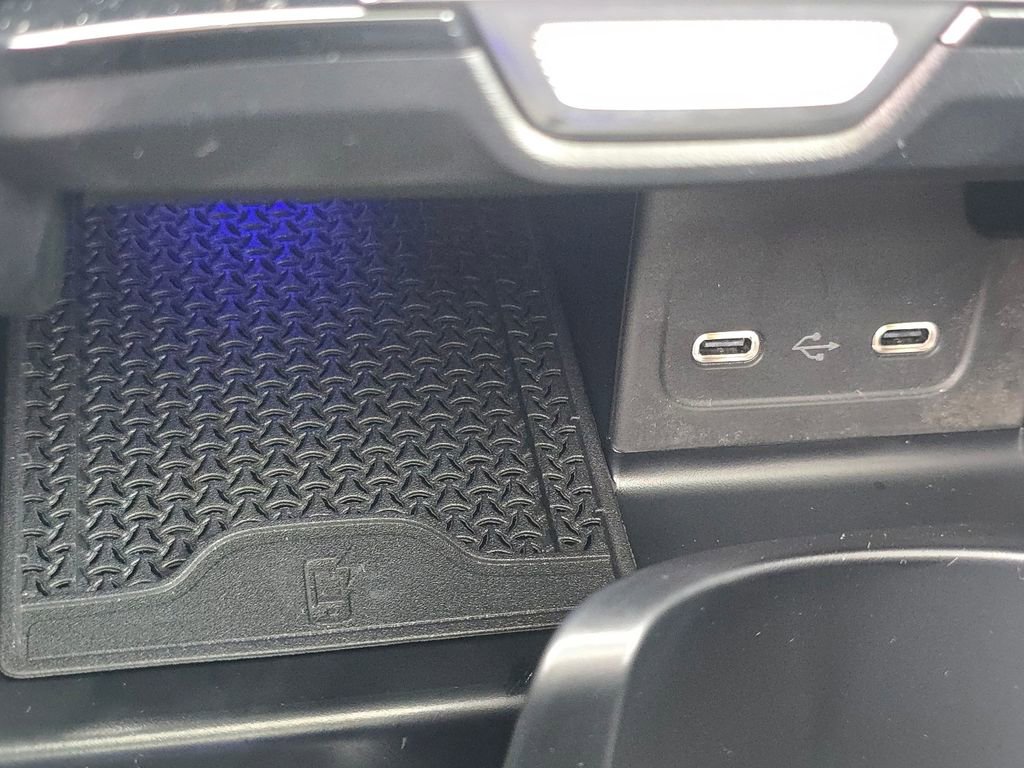 New 2026 Mercedes-Benz C 300 4MATIC Sedan image 32