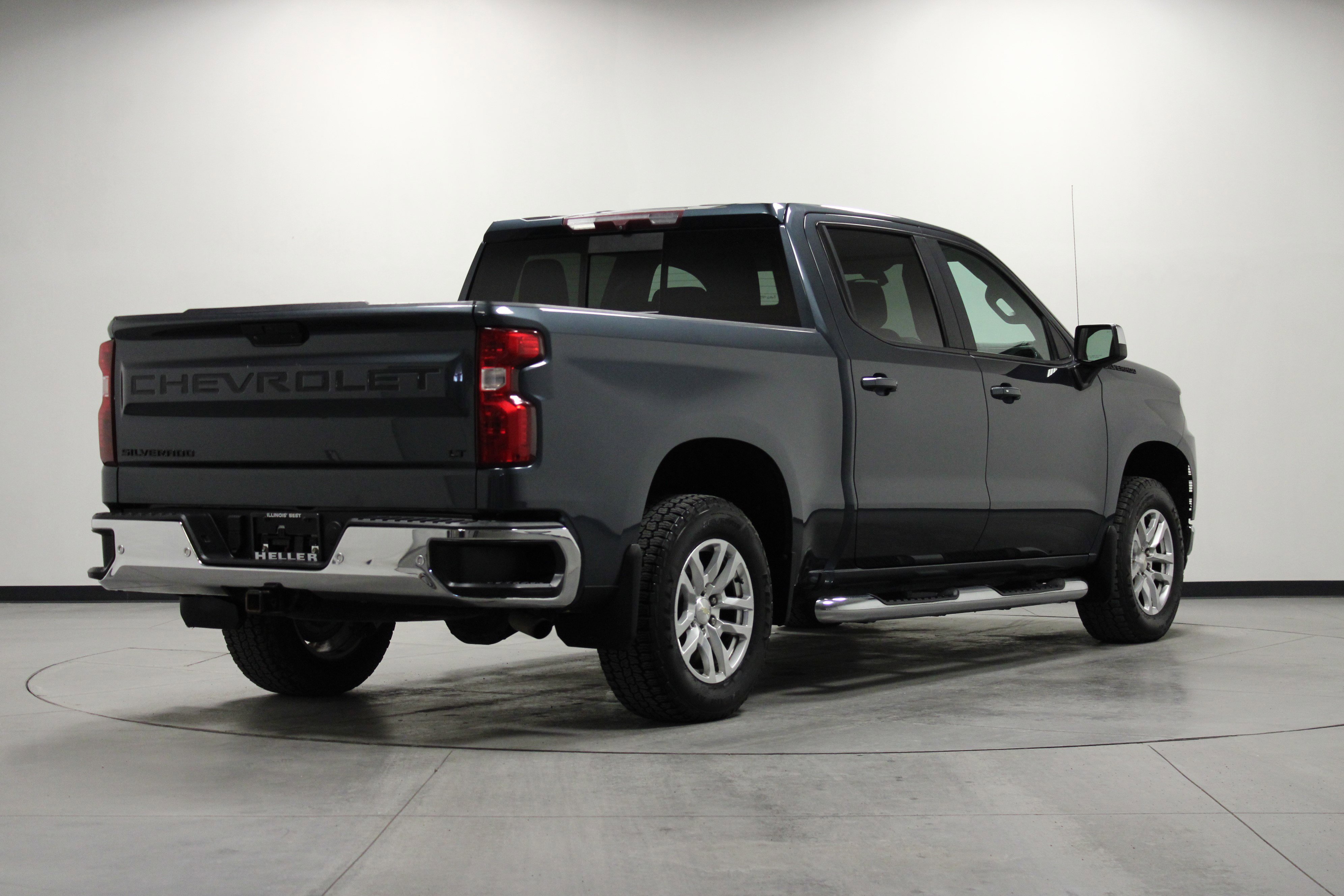 Used 2020 Chevrolet Silverado 1500 LT w/ All-Star Edition image 4