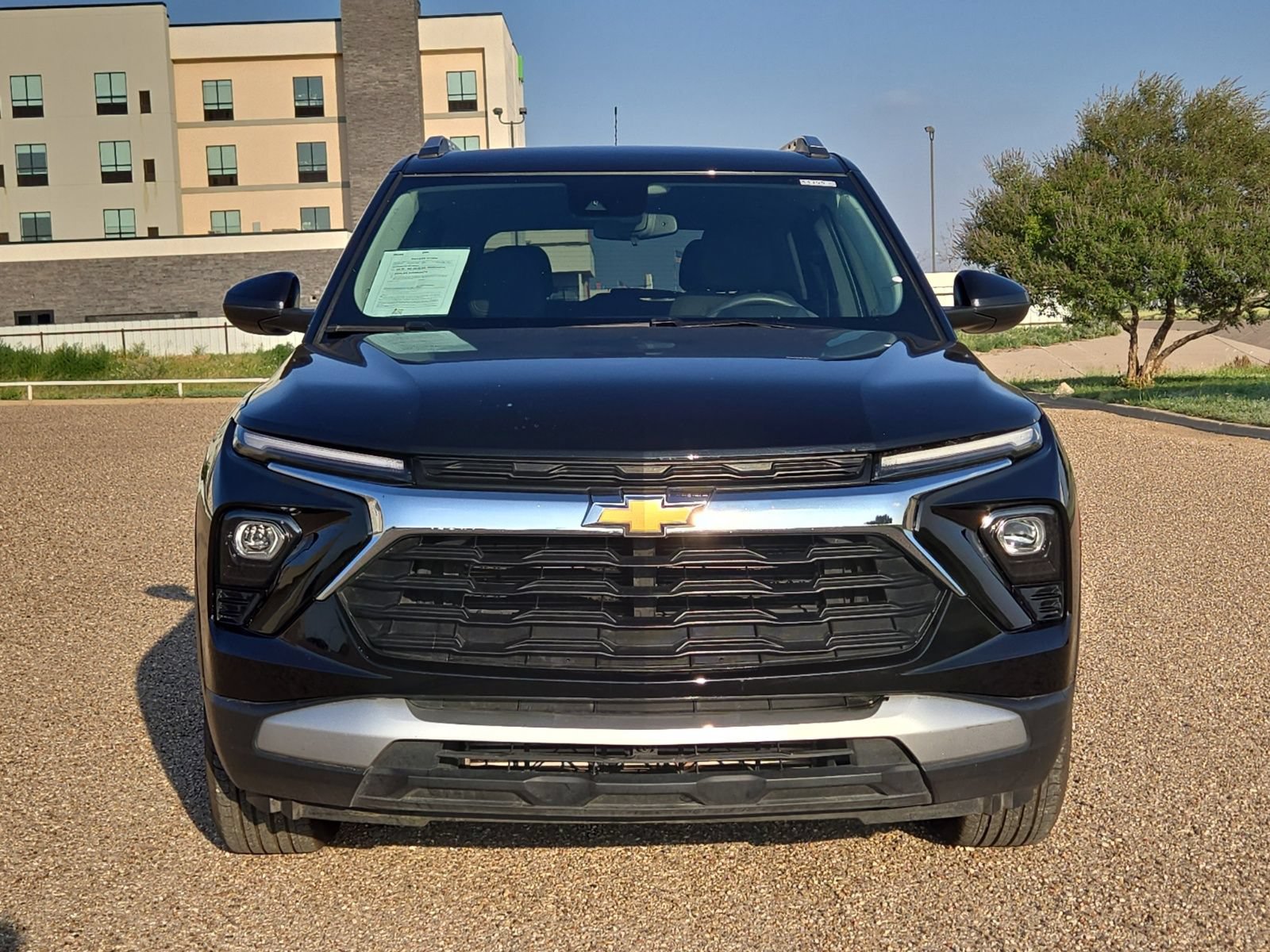 Used 2024 Chevrolet TrailBlazer LT AWD/4WD image 8
