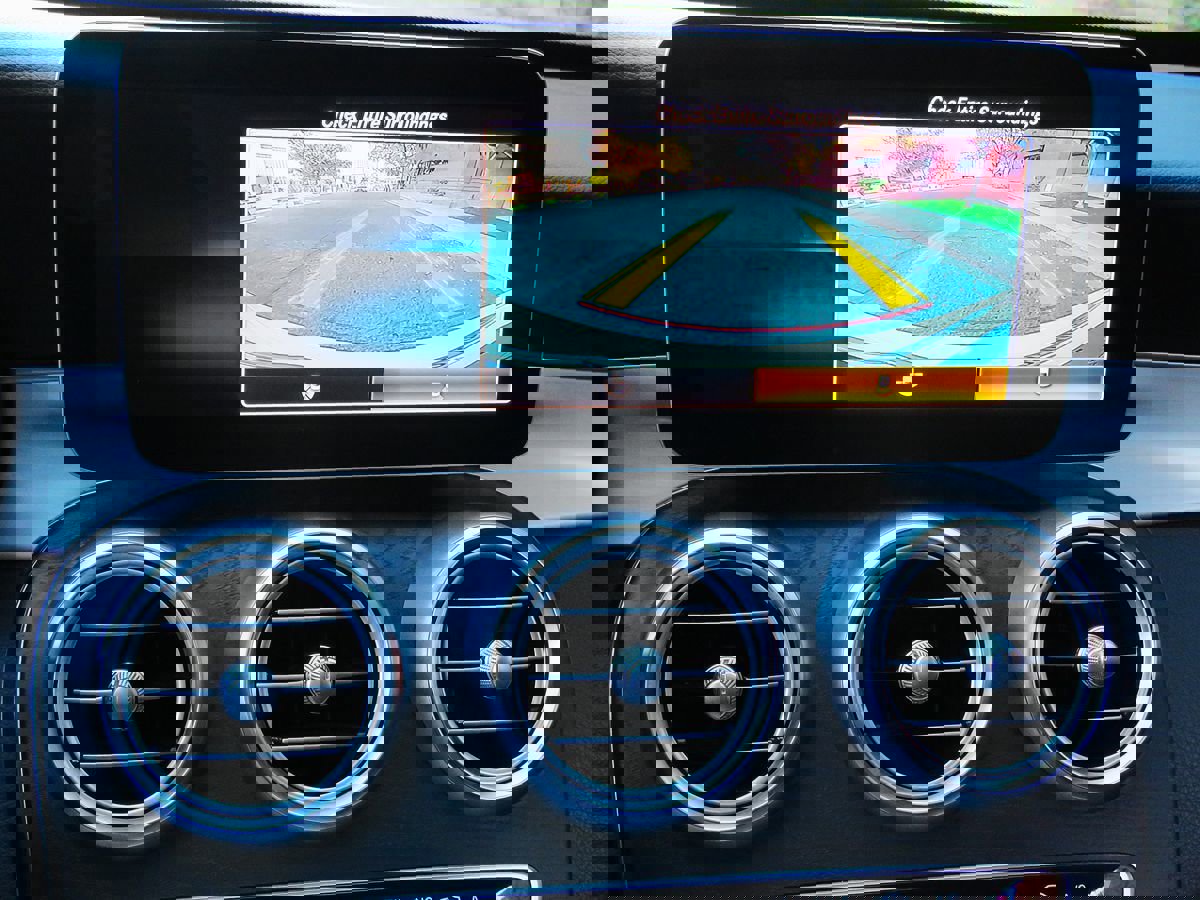 Used 2021 Mercedes-Benz C 300 Sedan image 25