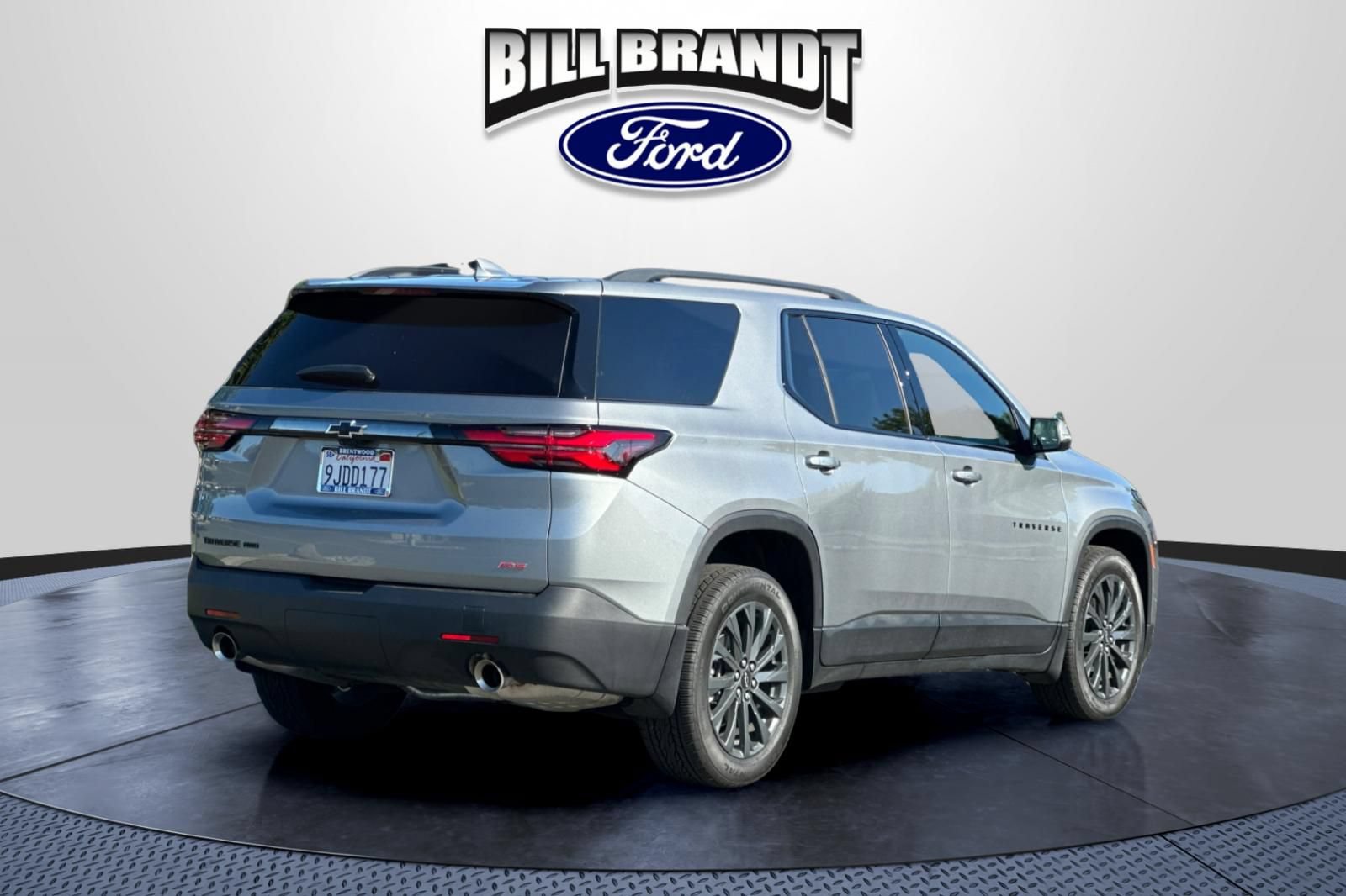 Used 2023 Chevrolet Traverse RS AWD/4WD image 3