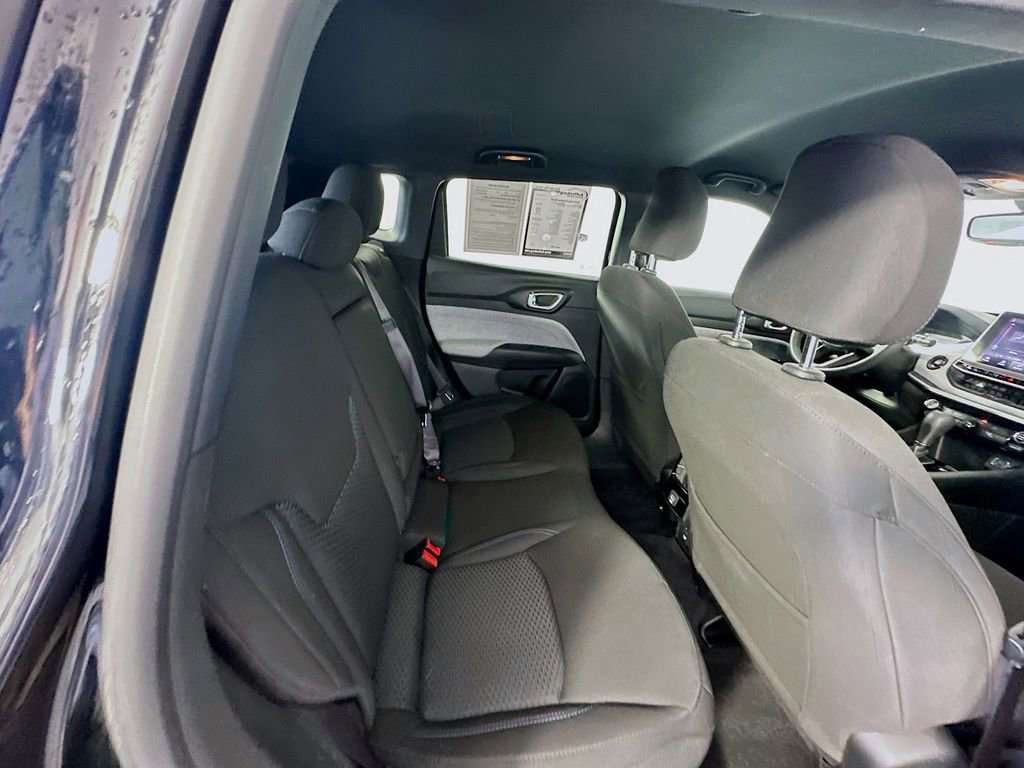 Used 2024 Jeep Compass Sport image 24