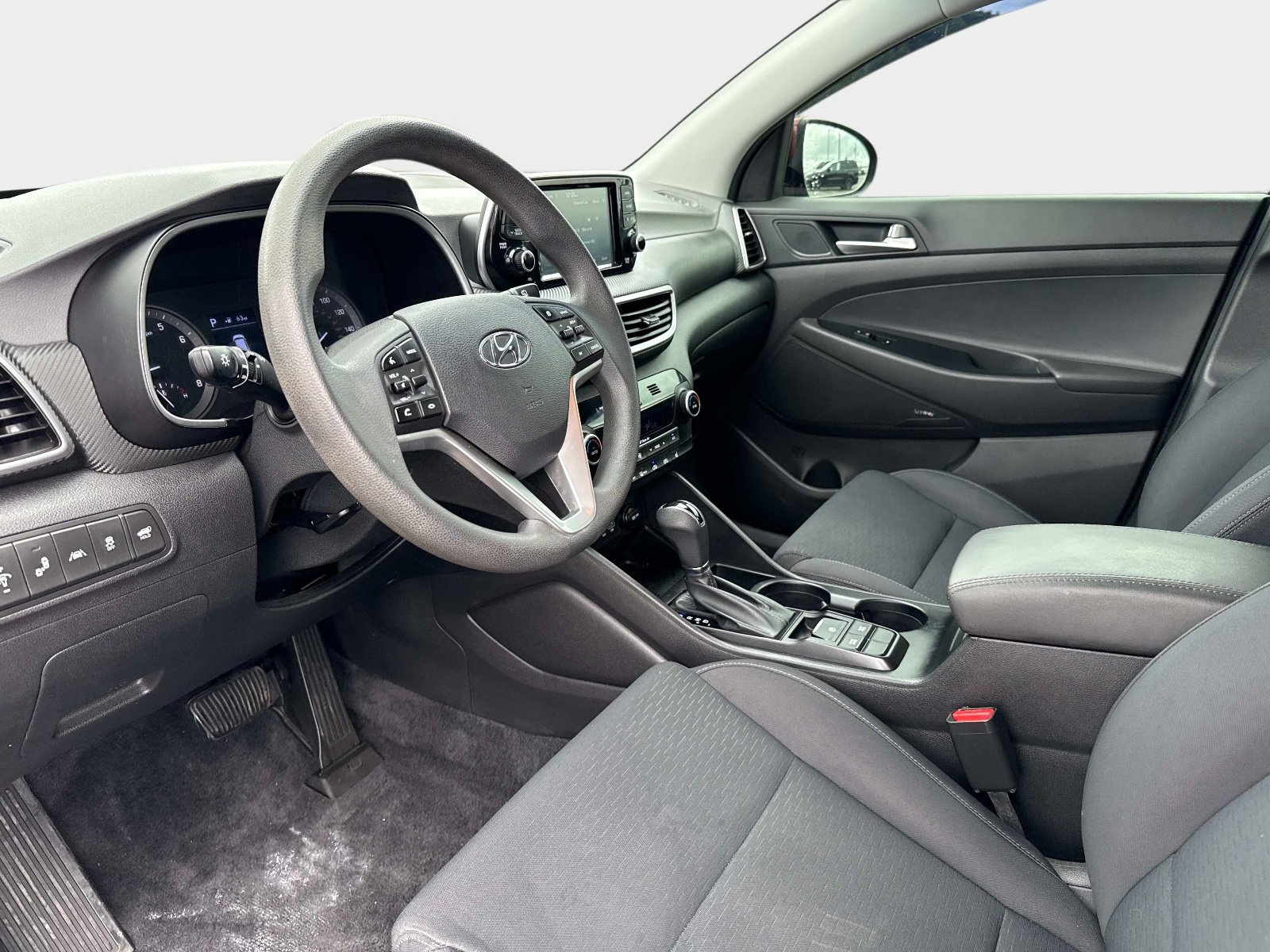 Used 2019 Hyundai Tucson Sport FWD image 34