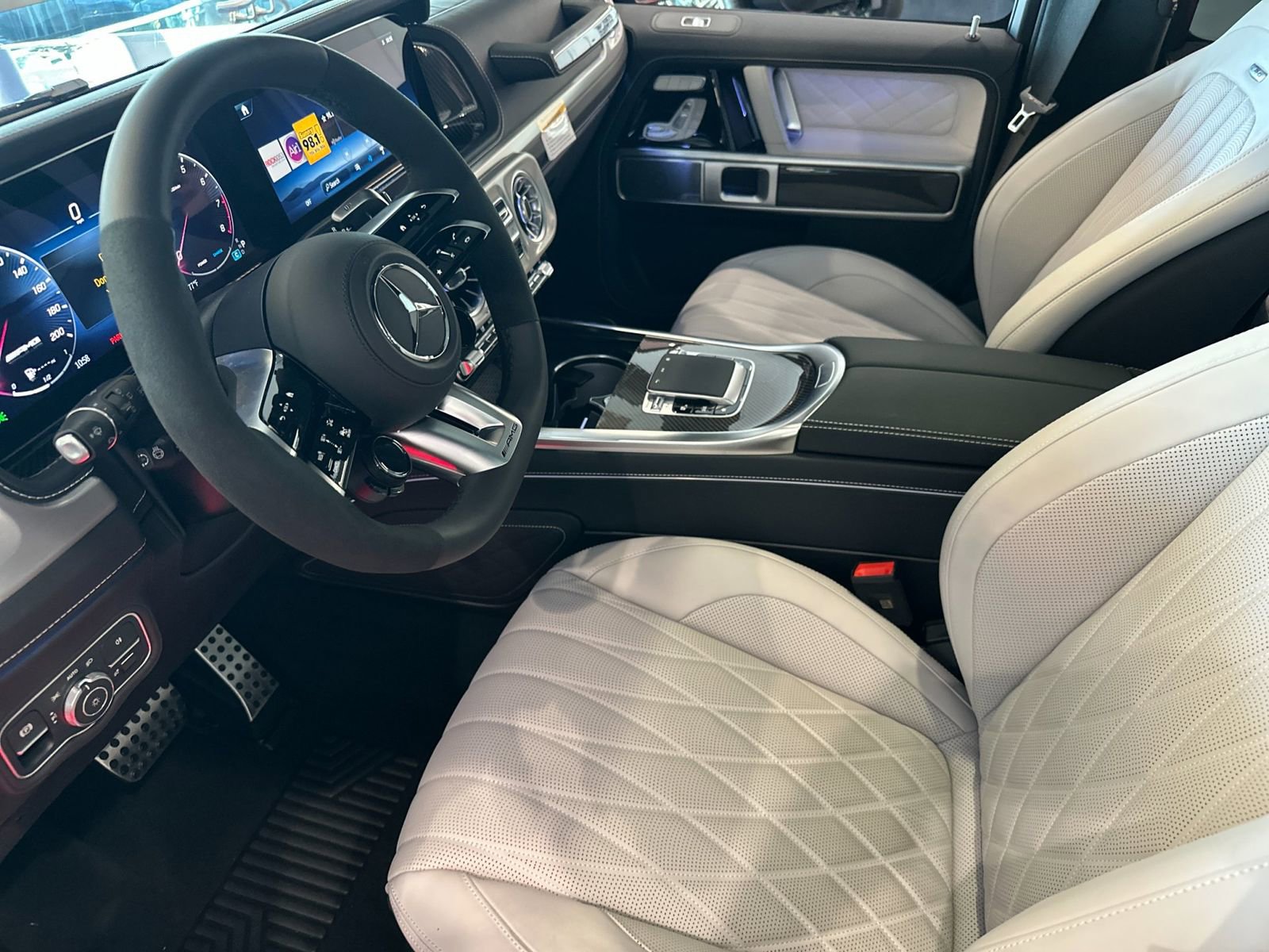 New 2026 Mercedes-Benz G 63 AMG 4MATIC image 10