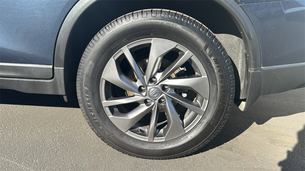 Used 2016 Nissan Rogue SL image 8