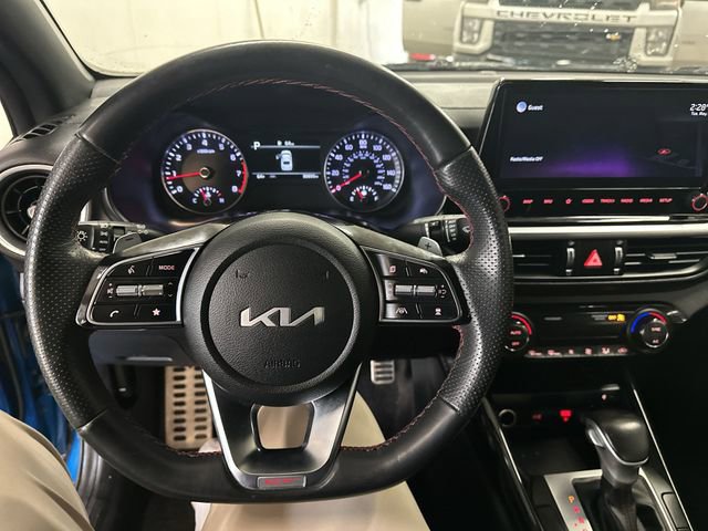 Used 2022 Kia Forte GT w/ GT Technology Package FWD image 15