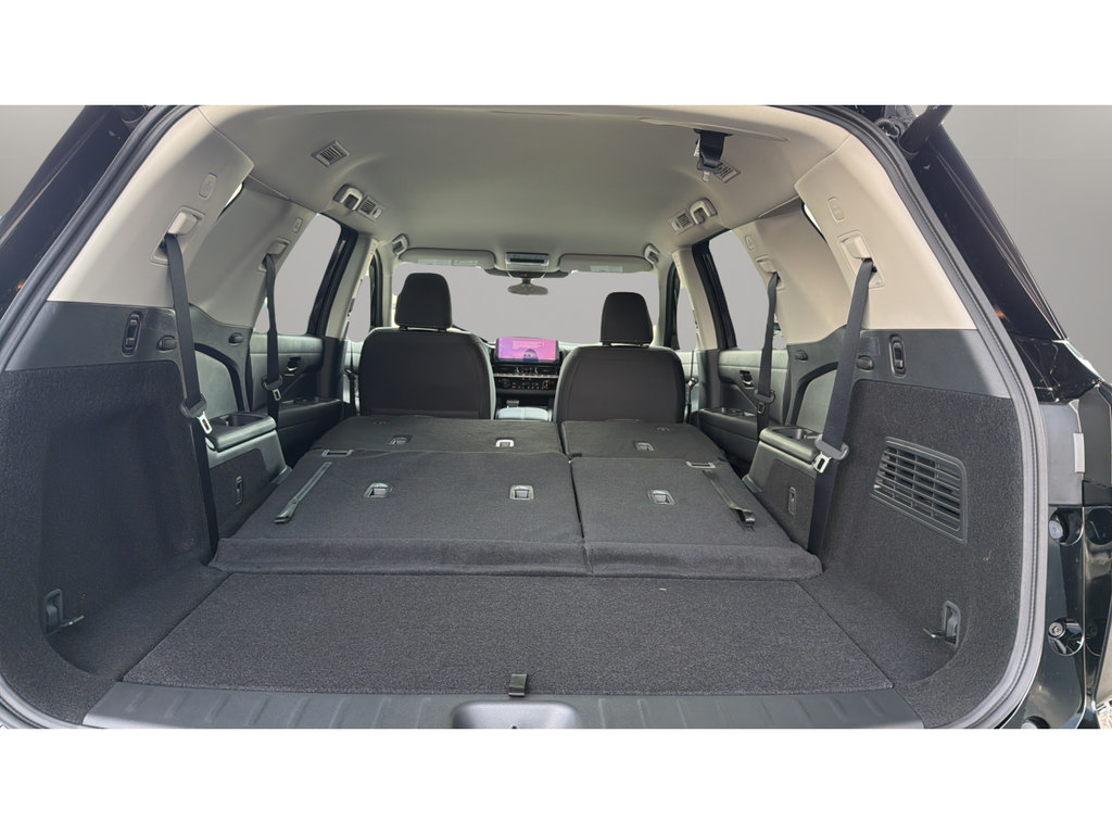 New 2026 Nissan Pathfinder SV AWD/4WD image 18