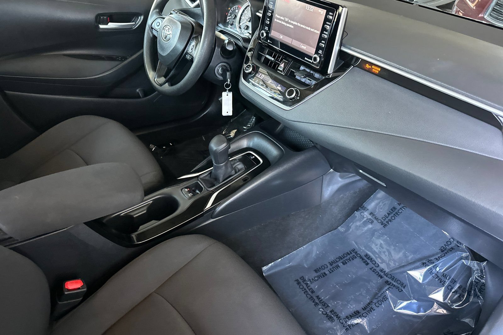 Used 2021 Toyota Corolla LE w/ Carpet Mat Package (TMS) FWD image 16