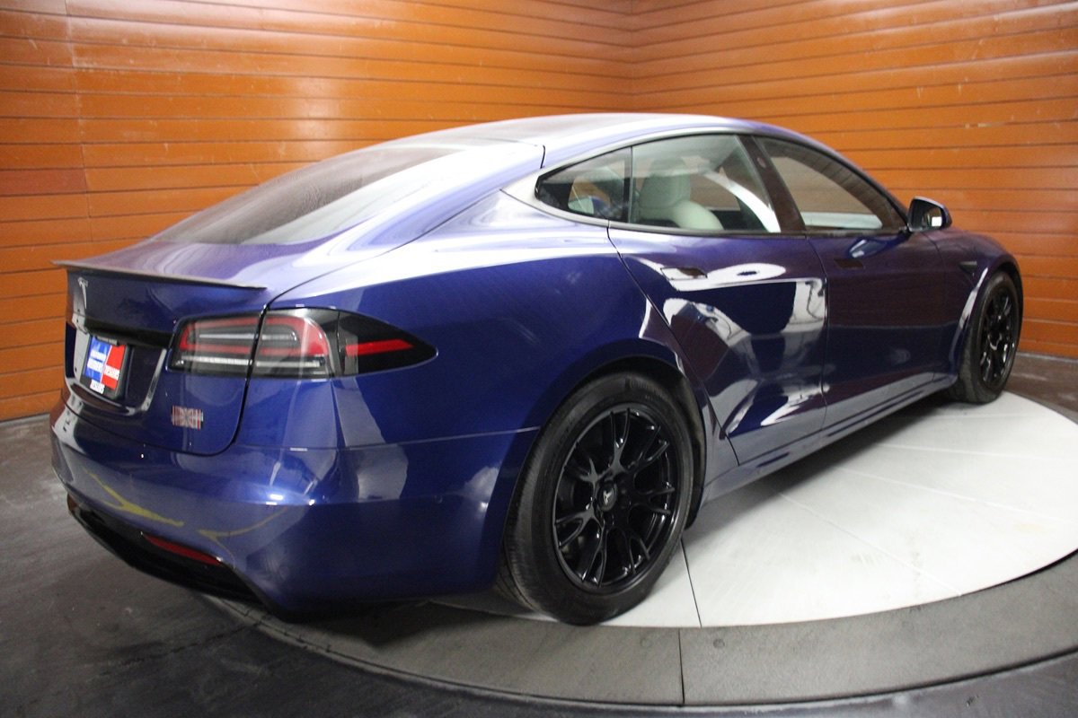 Used 2022 Tesla Model S AWD image 56