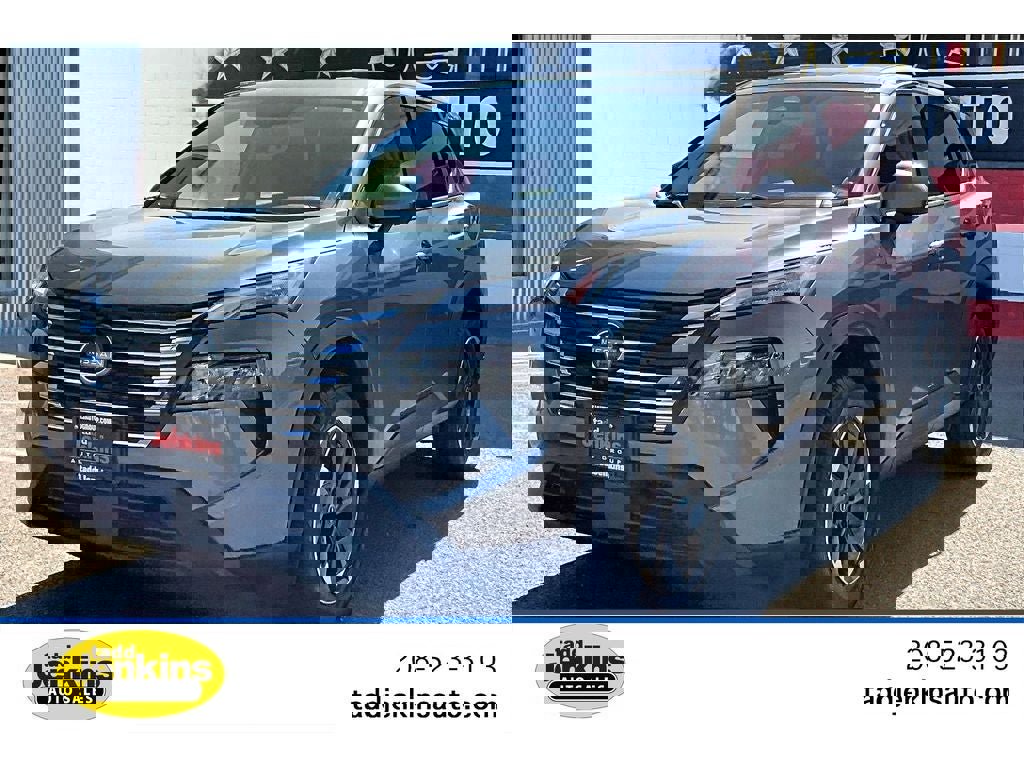 Used 2024 Nissan Rogue SV image 1