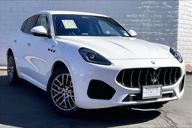 Used 2024 Maserati Grecale GT image 12