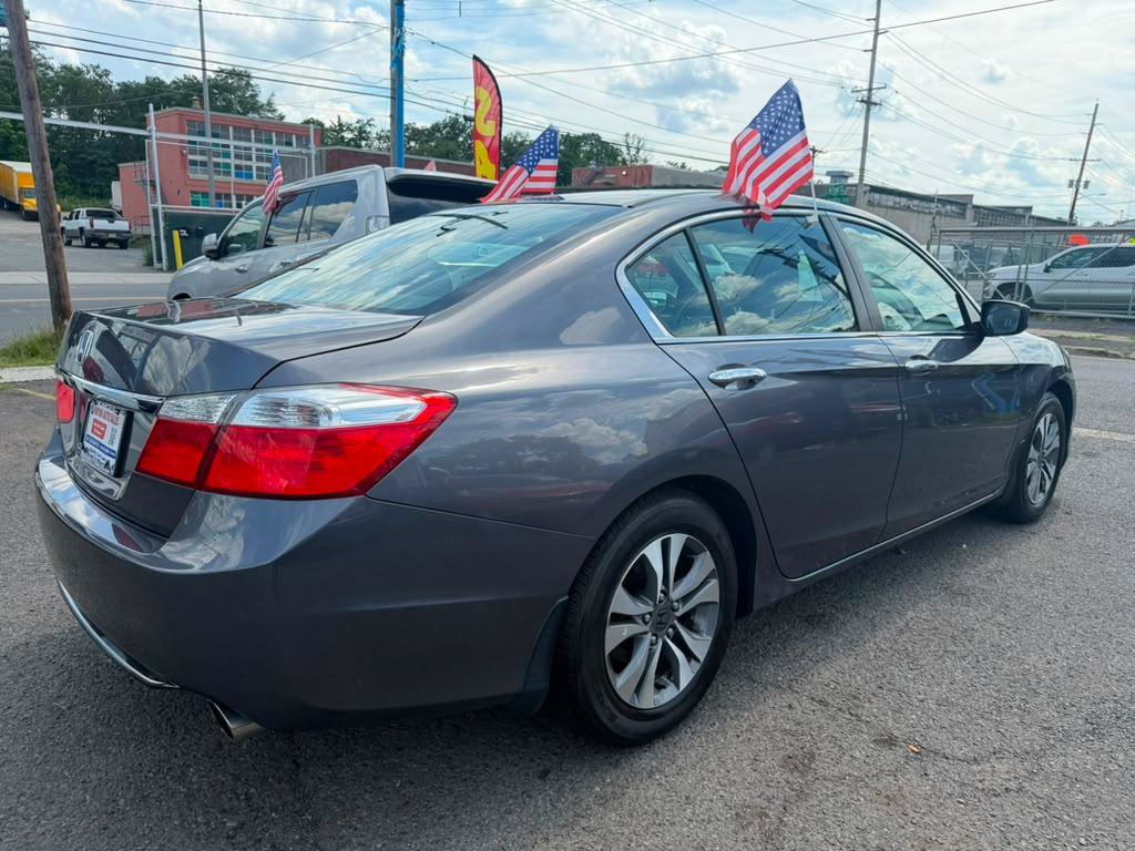 Used 2013 Honda Accord LX image 4