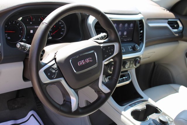 Certified 2023 GMC Acadia SLT image 26