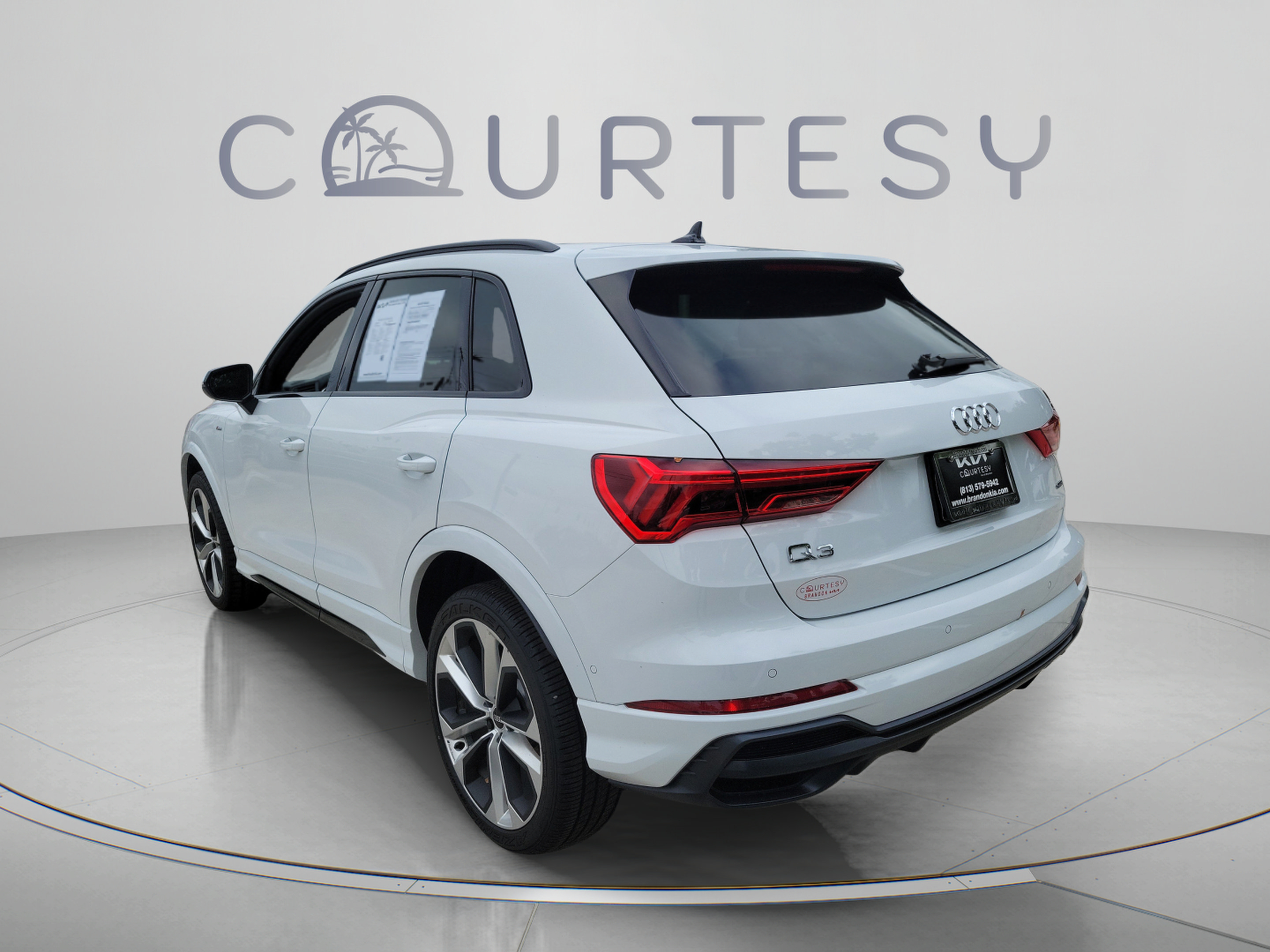 Used 2021 Audi Q3 2.0T Premium Plus AWD/4WD image 2