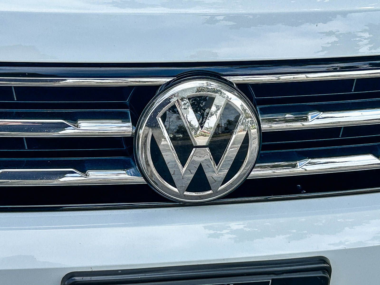 Used 2020 Volkswagen Tiguan SE FWD image 5