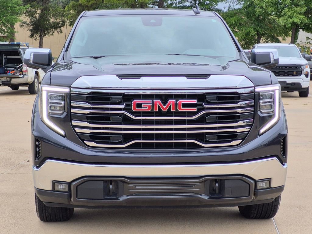 Used 2026 GMC Sierra 1500 SLT AWD/4WD image 2