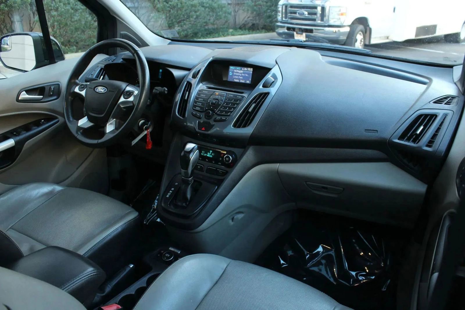 Used 2014 Ford Transit Connect Titanium FWD image 19