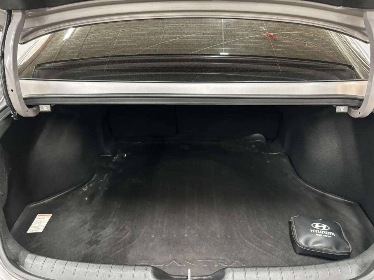 Used 2025 Hyundai Elantra N Line FWD image 6