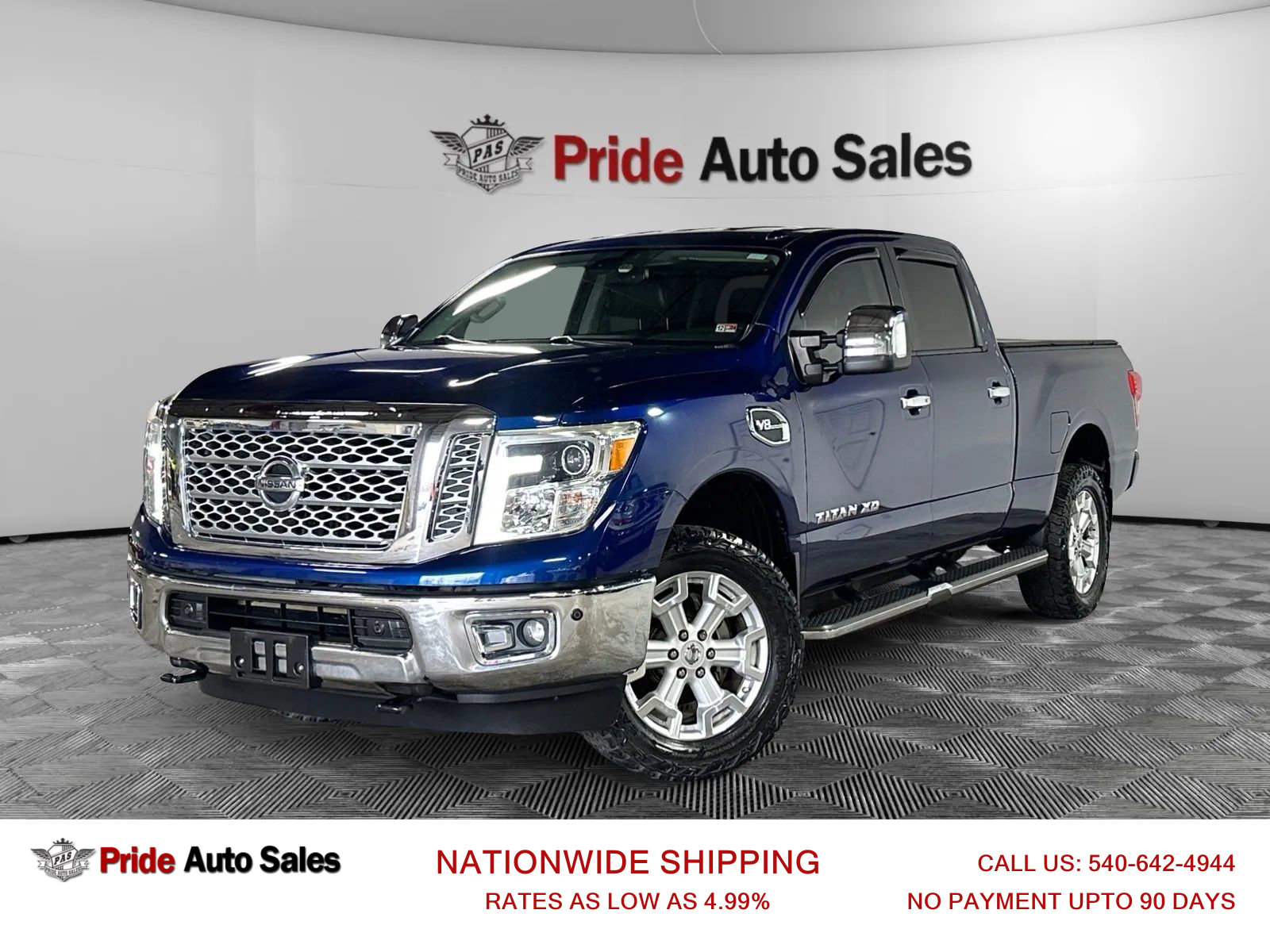 Used 2017 Nissan Titan SL image 1