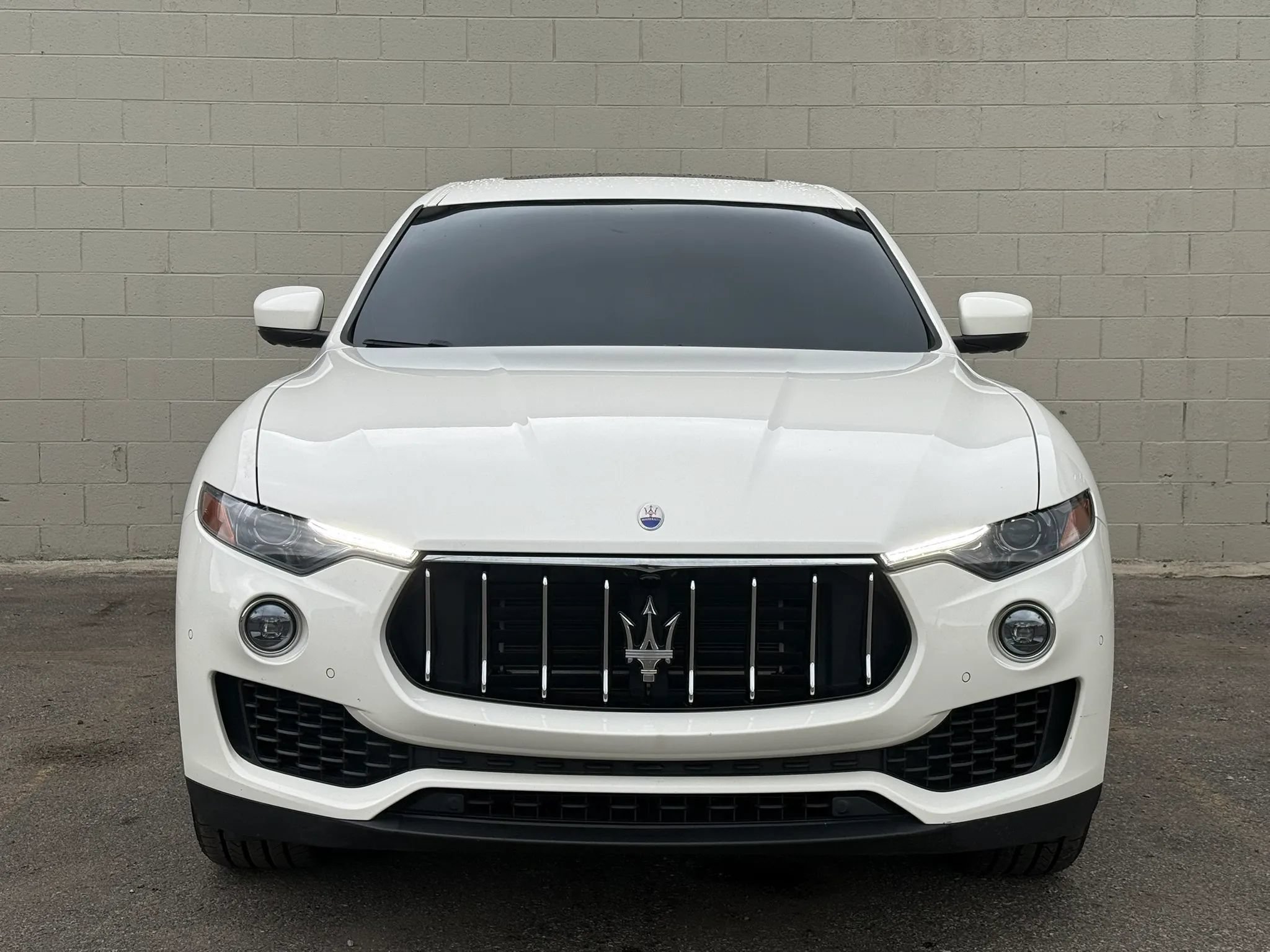 Used 2018 Maserati Levante AWD/4WD image 15
