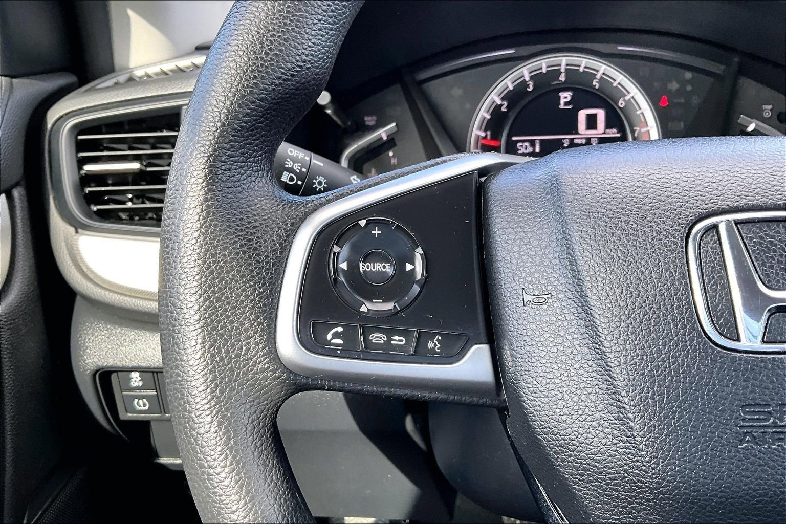 Used 2019 Honda CR-V LX image 10