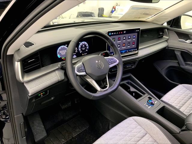 New 2026 Volkswagen Tiguan S AWD/4WD image 3