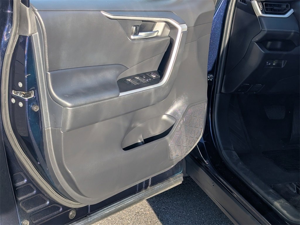 Used 2023 Toyota RAV4 XLE image 10