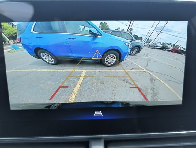 Used 2024 Chevrolet Trax LT w/ Driver Confidence Package FWD image 20
