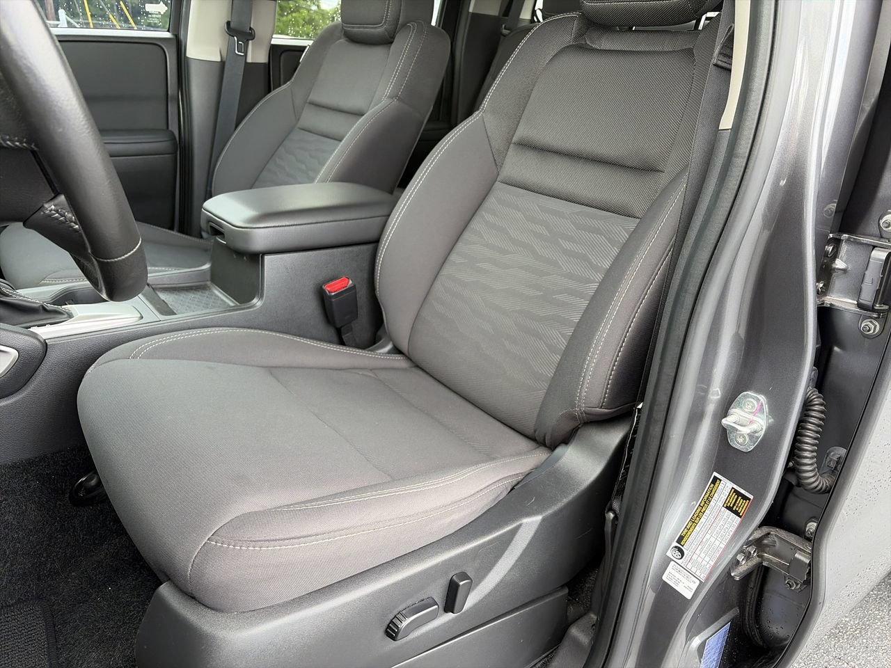 Certified 2024 Nissan Frontier SV w/ SV Convenience Package RWD image 16