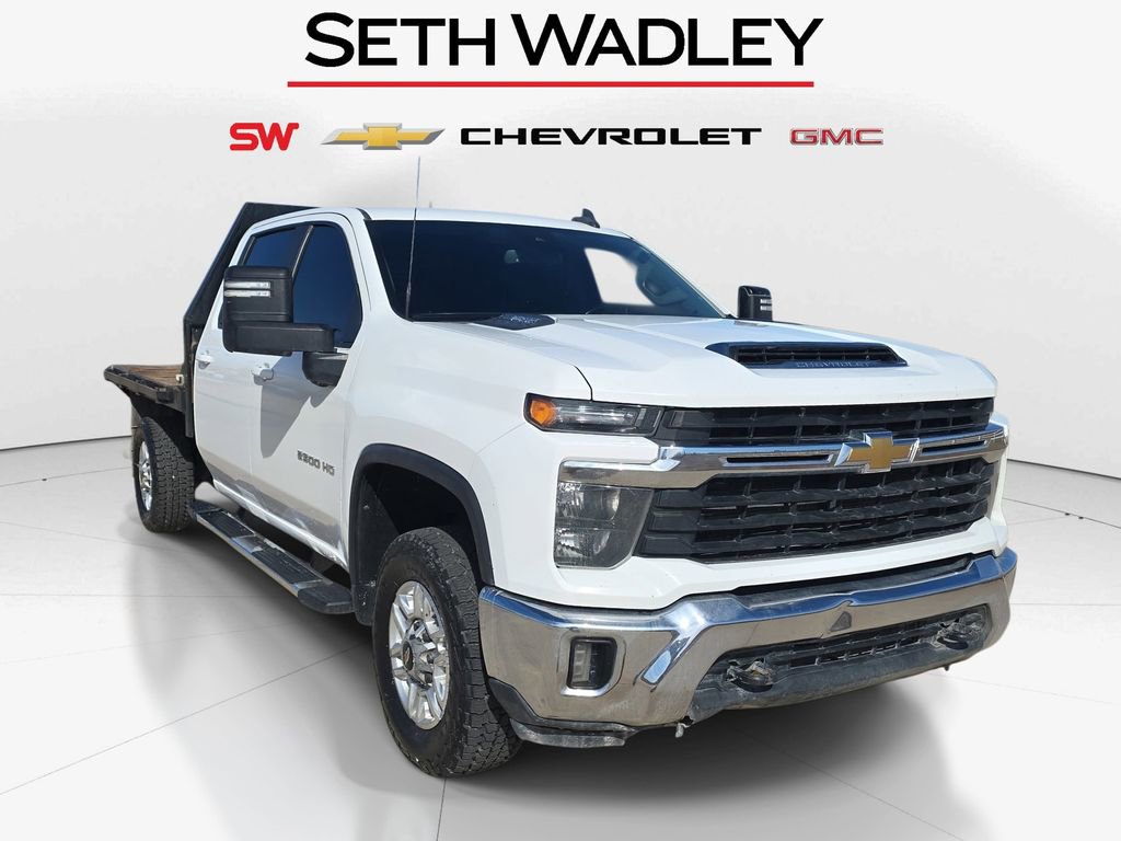 Used 2024 Chevrolet Silverado 2500 LT w/ Convenience Package image 1